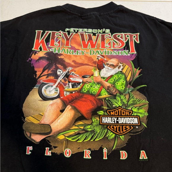 Key West Harley Davidson Santa Tee - Picture 2 of 6